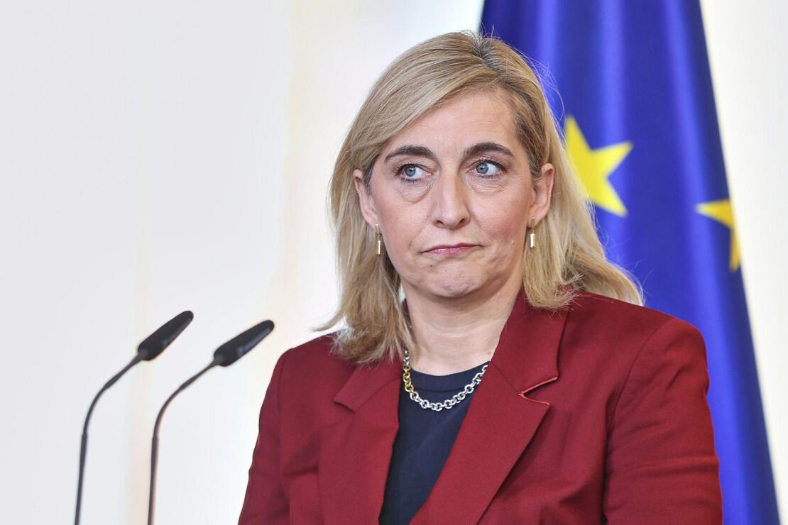 Warken signalisiert Bereitschaft zu Änderungen an Kassenreform