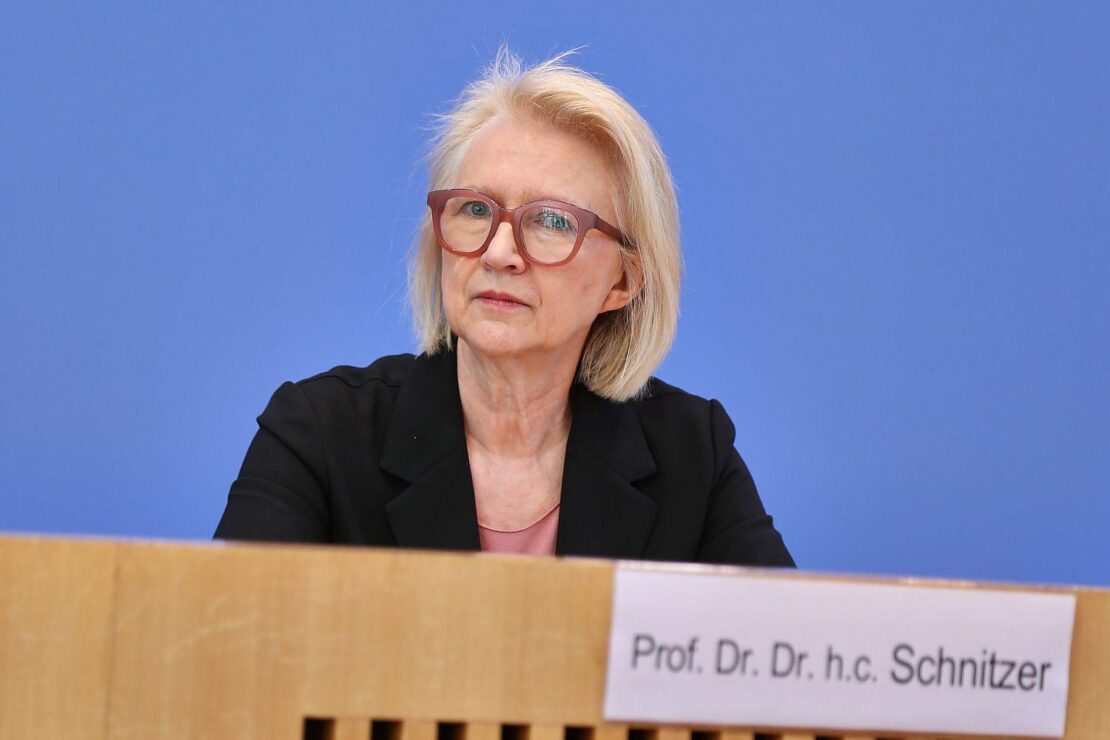 Wirtschaftsweise Schnitzer fordert Einschränkung von Minijobs