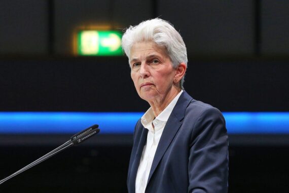 Marie-Agnes Strack-Zimmermann warnt vor Optimismus gegenüber einem möglichen Iran-USA-Friedensabkommen.