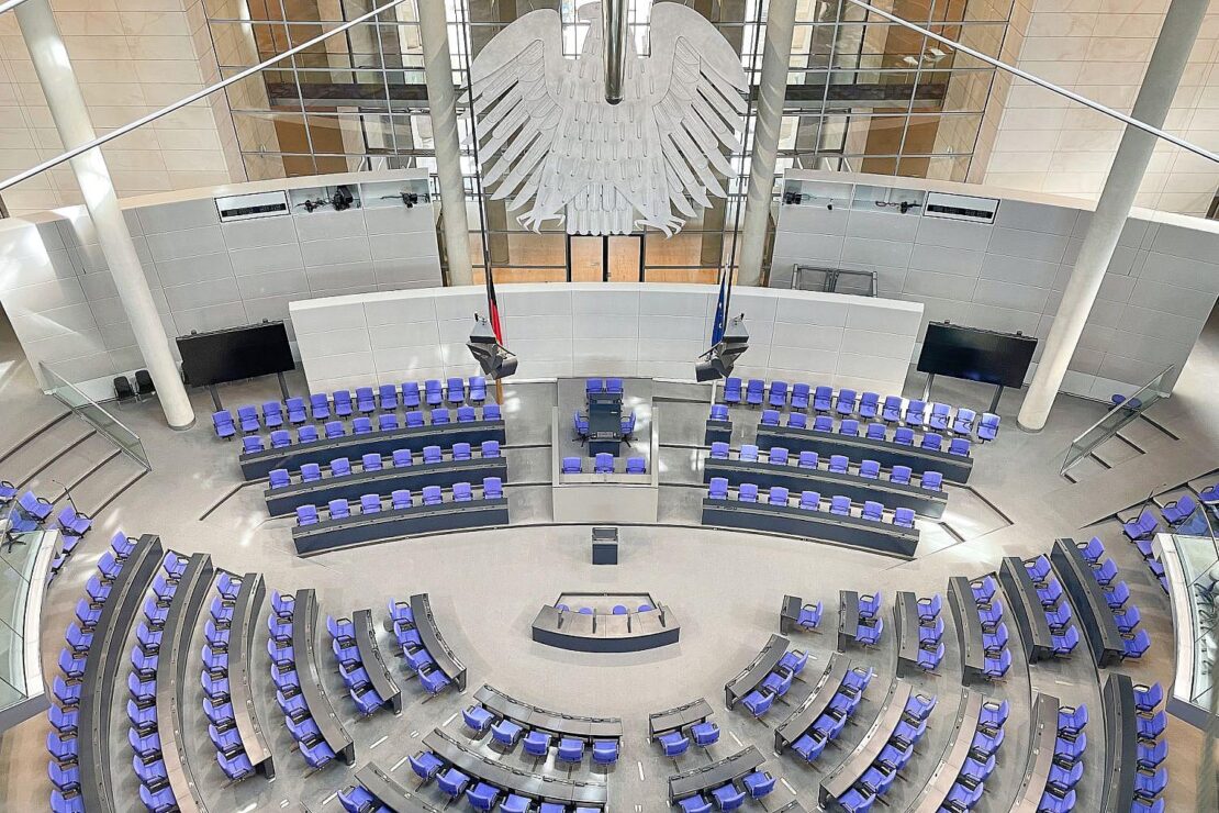 Bericht: Union muss für Fraktionssitzung in Plenarsaal ausweichen