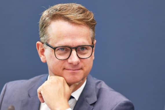 Carsten Linnemann im Archivfoto, politische Personalwechsel: Nina Warken übernimmt Gesundheitsministerium (CDU).