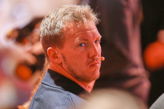 Julian Nagelsmann tritt als Bundestrainer zurück; DFB analysiert WM-Fiasko.