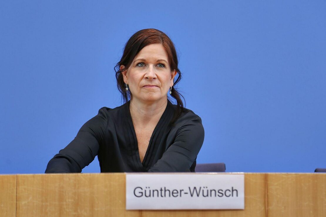 Berliner Senatorin gegen Kürzungspläne beim Unterhaltsvorschuss