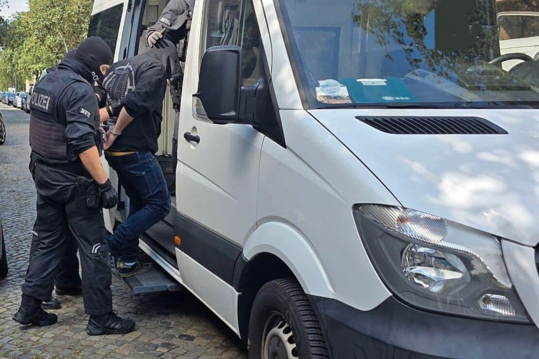 Bundespolizei zerschlägt Schleuserring im Rotlichtmilieu