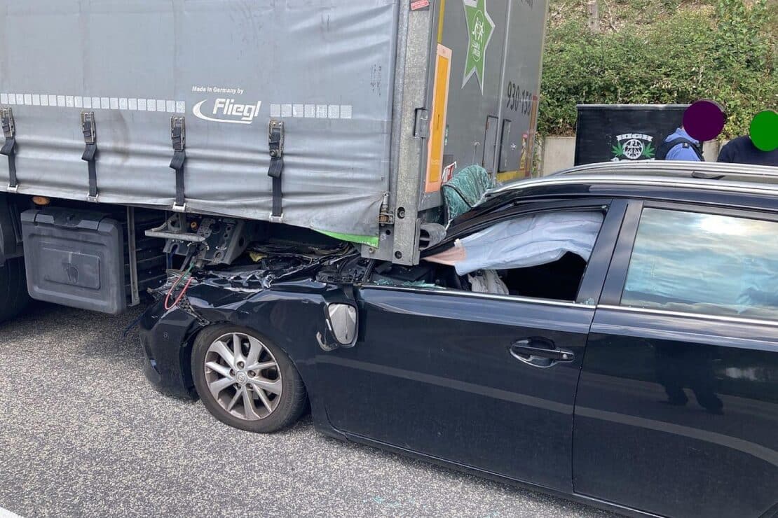 Glück im Unglück bei schwerem Unfall auf der A3 bei Limburg