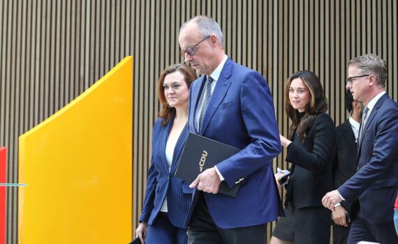 Franziska Hoppermann und Friedrich Merz, Fotoaufnahme in Berlin, 27.07.2026, via dts Nachrichtenagentur.