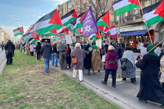 Palästina-Demo (Archiv): Israelische Vorwürfe zu „Märtyrer-Renten“ und Forderung nach Zahlungsstopp.