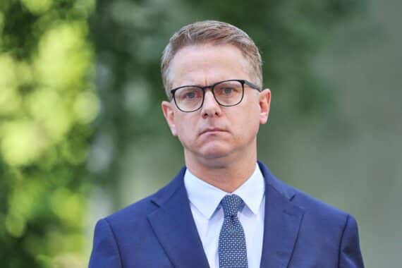 Carsten Linnemann vor Berlin, Aufnahme vom 24.07.2026, als designierter Bundesgesundheitsminister.
