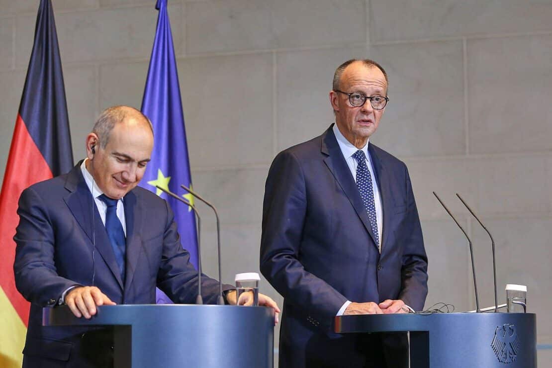 Merz telefoniert mit Armeniens Ministerpräsidenten