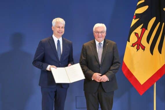 Steffen Bilger und Frank-Walter Steinmeier, 29.07.2026, beim Besuch/Foto in Berlin.