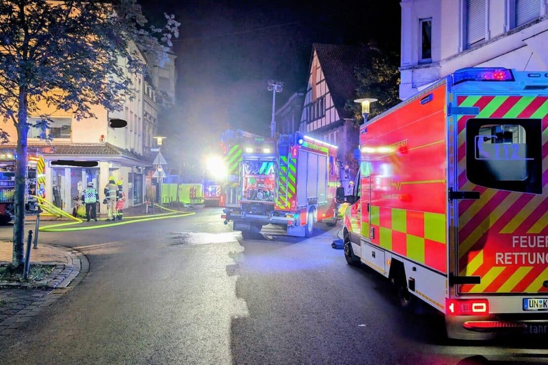 Wohnungsbrand in Kamen fordert acht Verletzte