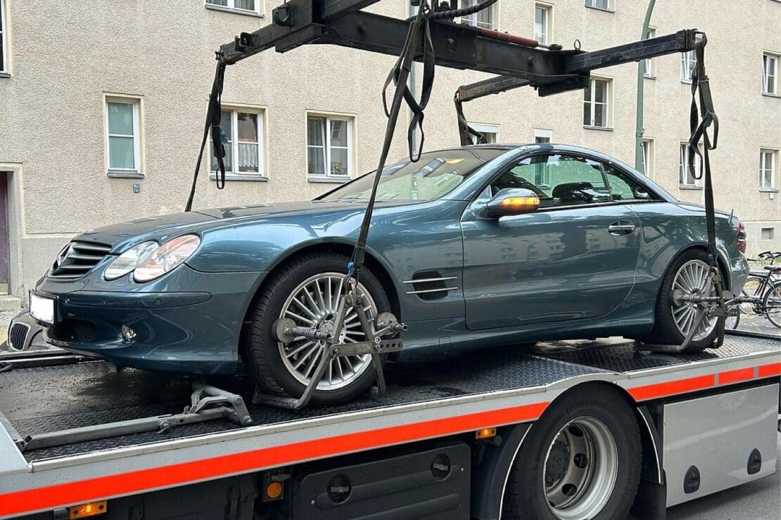 Zoll vollstreckt Haftbefehle wegen mutmaßlicher Schwarzarbeit