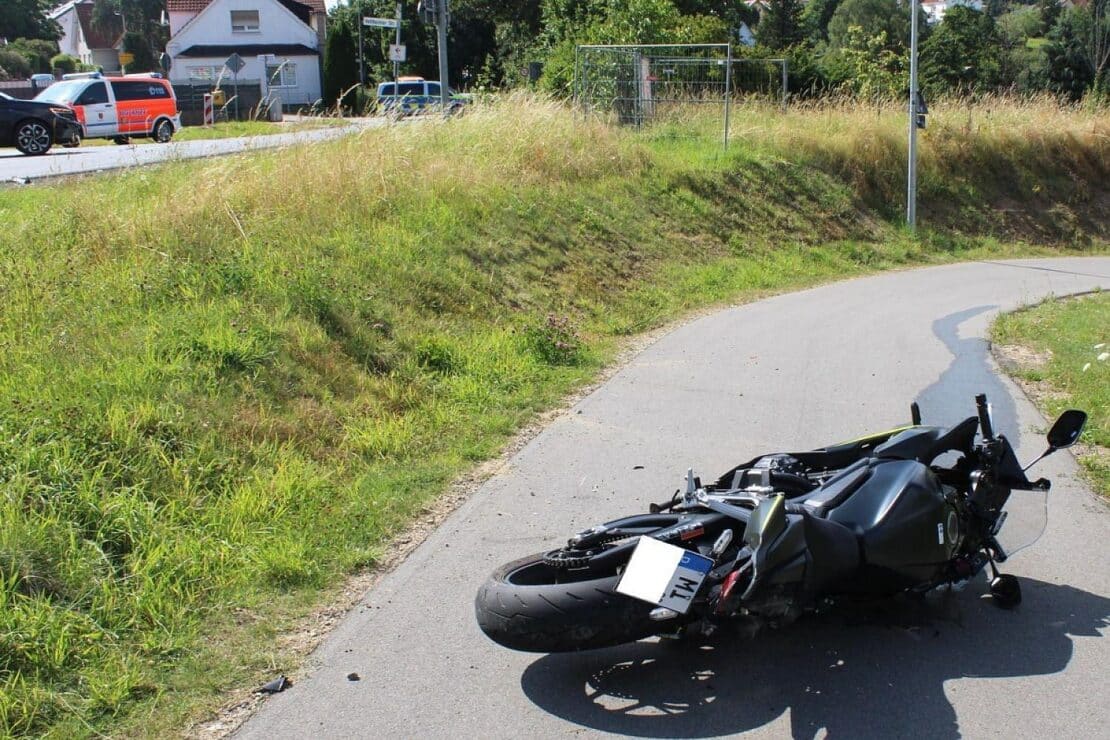 Zwei Schwerverletzte bei Motorradunfällen im Kreis Minden-Lübbecke