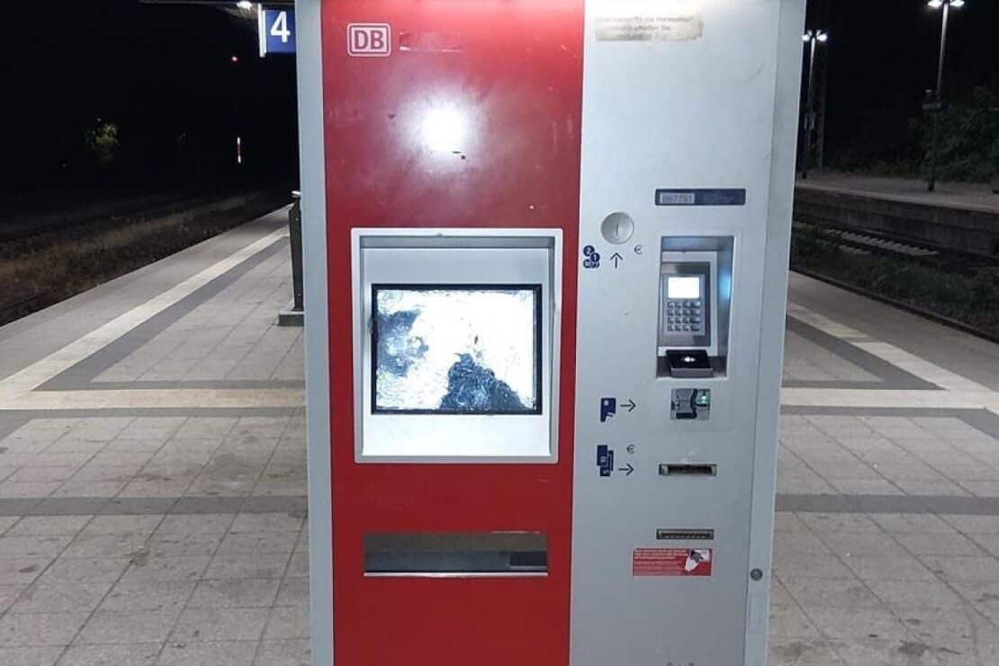 18-Jähriger beschädigt mehrere Automaten im Bahnhof Neustrelitz