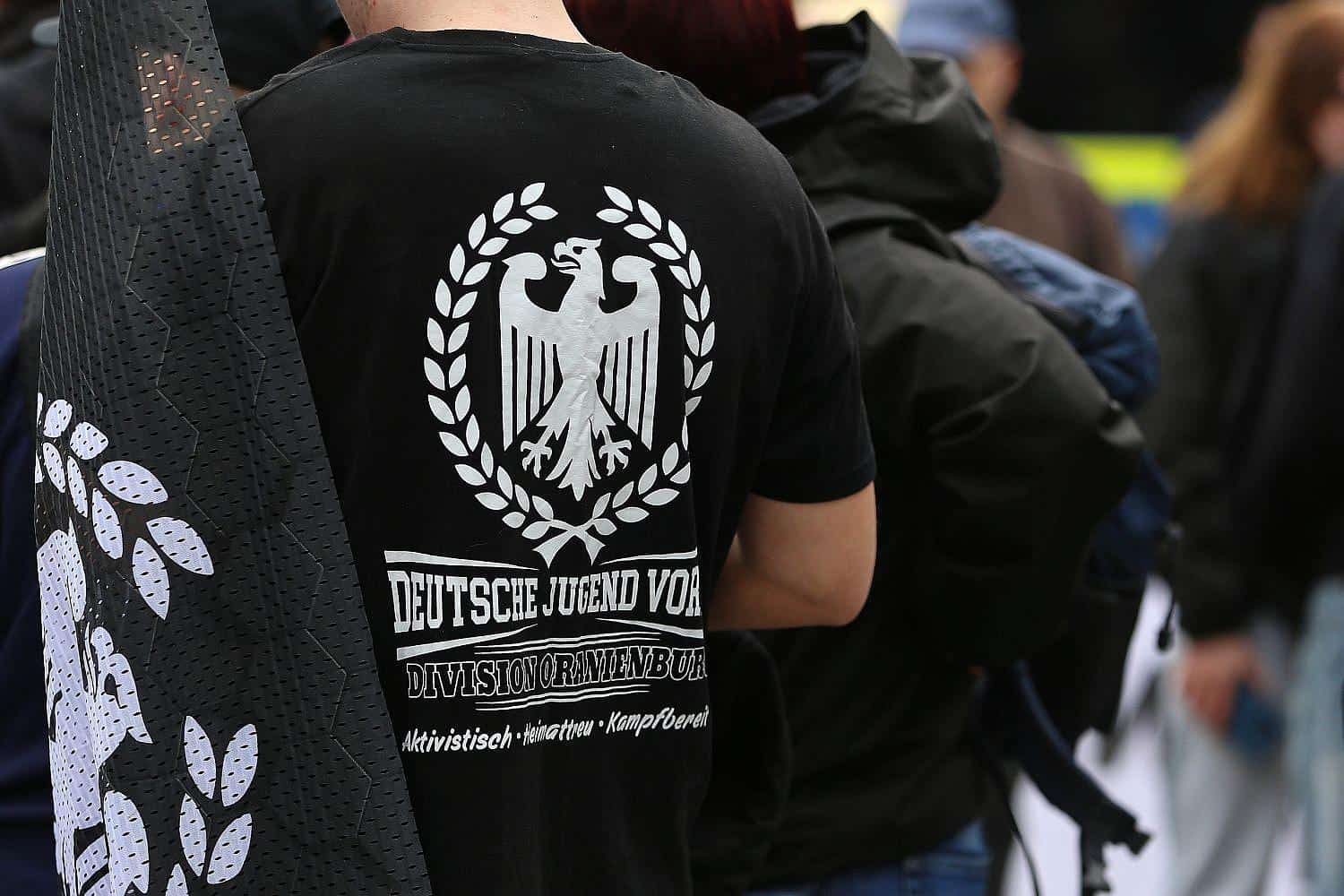 BPB will Rechtsextremismus weiter behandeln