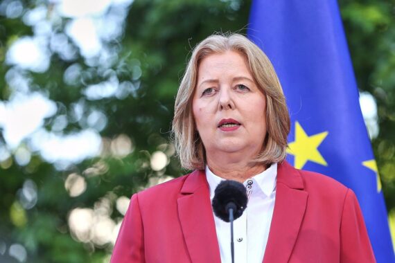 Bärbel Bas (SPD) verteidigt den Regierungskurs im ZDF-Sommerinterview, Korrektiv gegen neoliberalen Kurs.