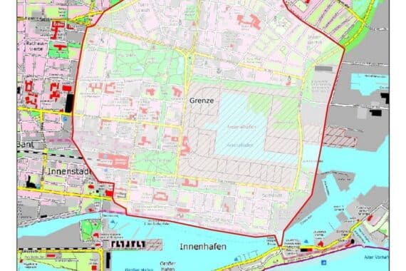Polizei-Foto (Archiv): Evakuierung nach Fund einer amerikanischen 5-Zentner-Bombe in Wilhelmshaven.