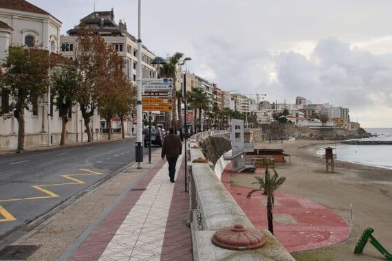 Spanische Exklave Ceuta (Archiv): EU-Standpunkt zur Unterstützung nach Ankunft zehntausender Migranten.