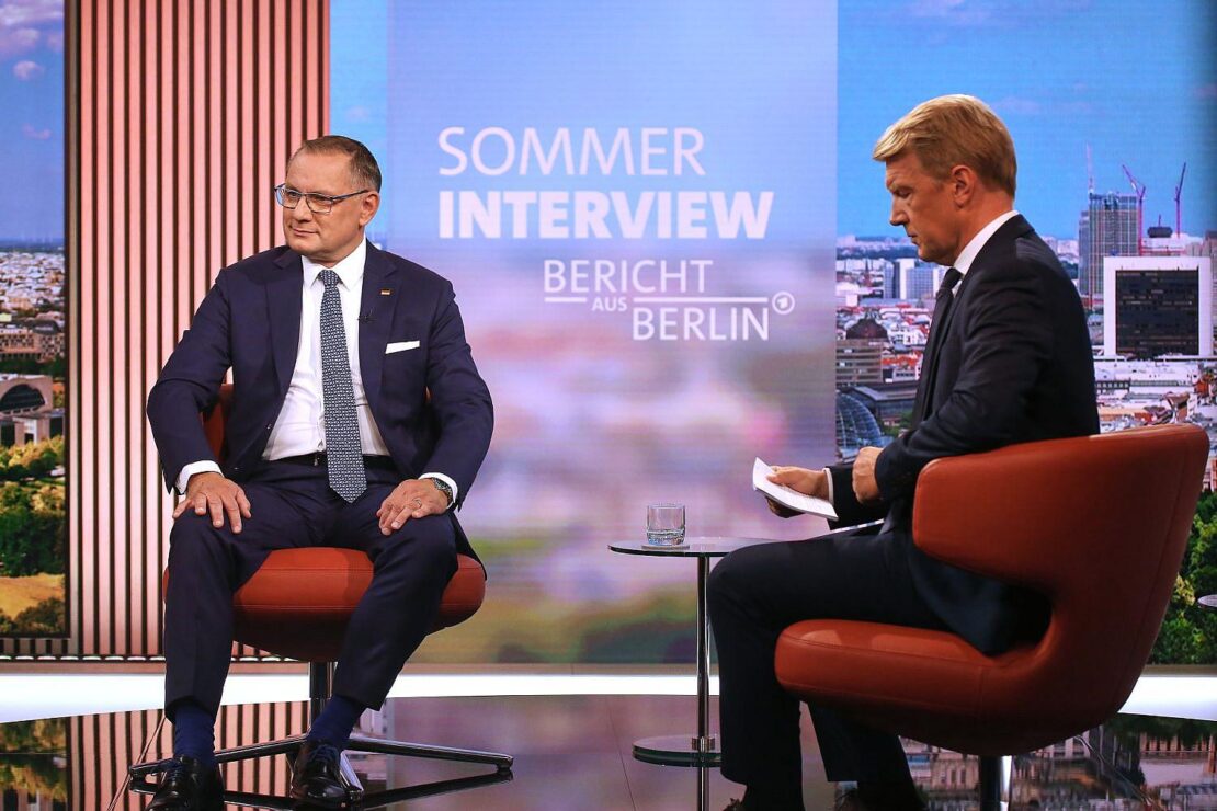 Chrupalla: Klimawandel ist "Nebenthema"