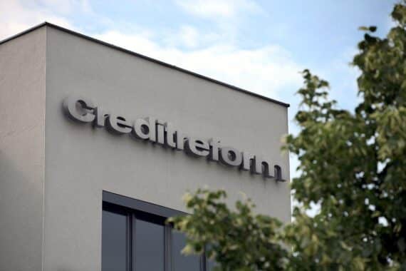 Creditreform-Archivfoto: überschuldete Verbraucher, steigende Finanzprobleme; Sprecher warnen, Beratung und Entlastungen gefordert.