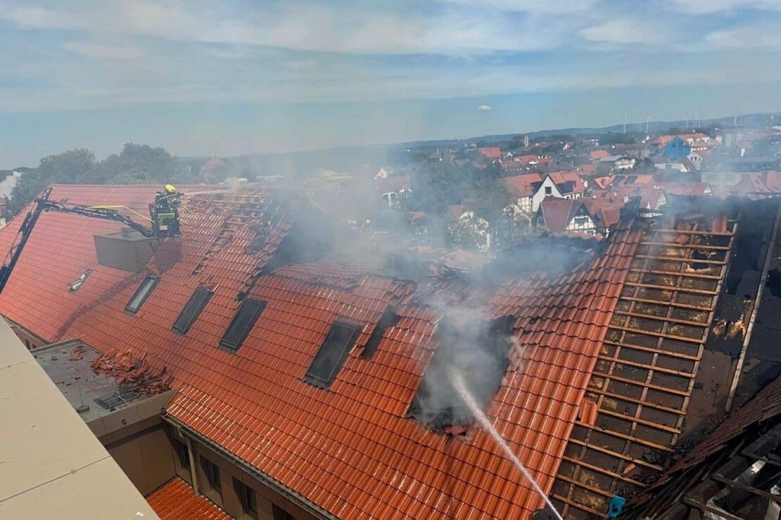 Dachstuhlbrand an Realschule St. Michael in Paderborn