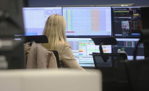 Frankfurter Börse mit Blick auf den DAX: Aktienkurs-Update, Euro und Ölpreis, via dts Nachrichtenagentur.