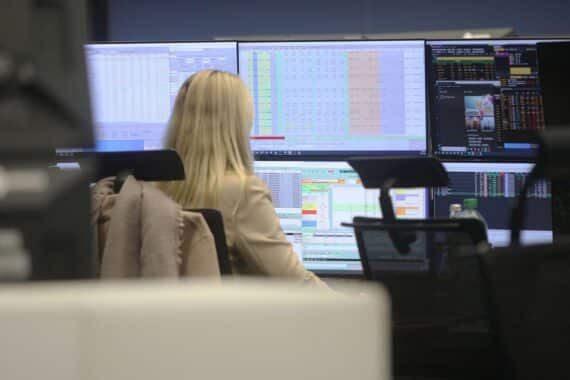 Frankfurter Börse mit Blick auf den DAX: Aktienkurs-Update, Euro und Ölpreis, via dts Nachrichtenagentur.
