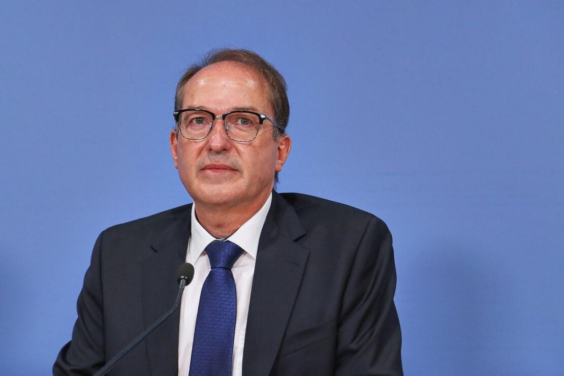 Dobrindt warnt vor hybriden Angriffen auf Deutschland