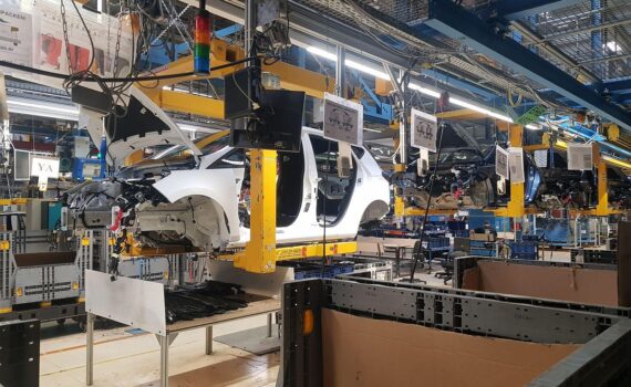 EU-Kommission plant Allianz gegen Chinas Auto-Überkapazitäten: Autos bevorzugt, Schutzzölle und Rohstoff-Kooperation.