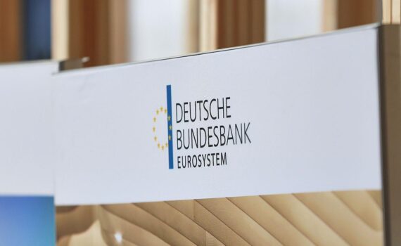 Bundesbank-Archivfoto: Axel Weber kritisiert Merz-Regierung und erwartet Reformen auf EU-Ebene.