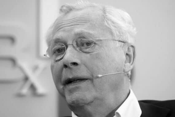 Uwe-Karsten Heye (Archivfoto), früherer Regierungssprecher; Meldung über seinen Tod am 30. Juli.