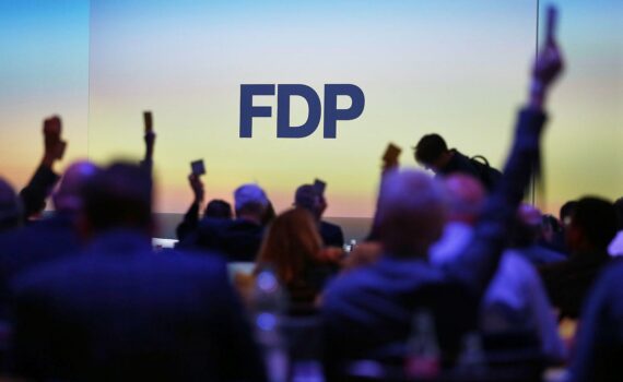 FDP-Logo (Archiv): Martin Hagen/Freie Wähler Bündnisidee, zukunftsoffen vor überregionalen Wahlen.
