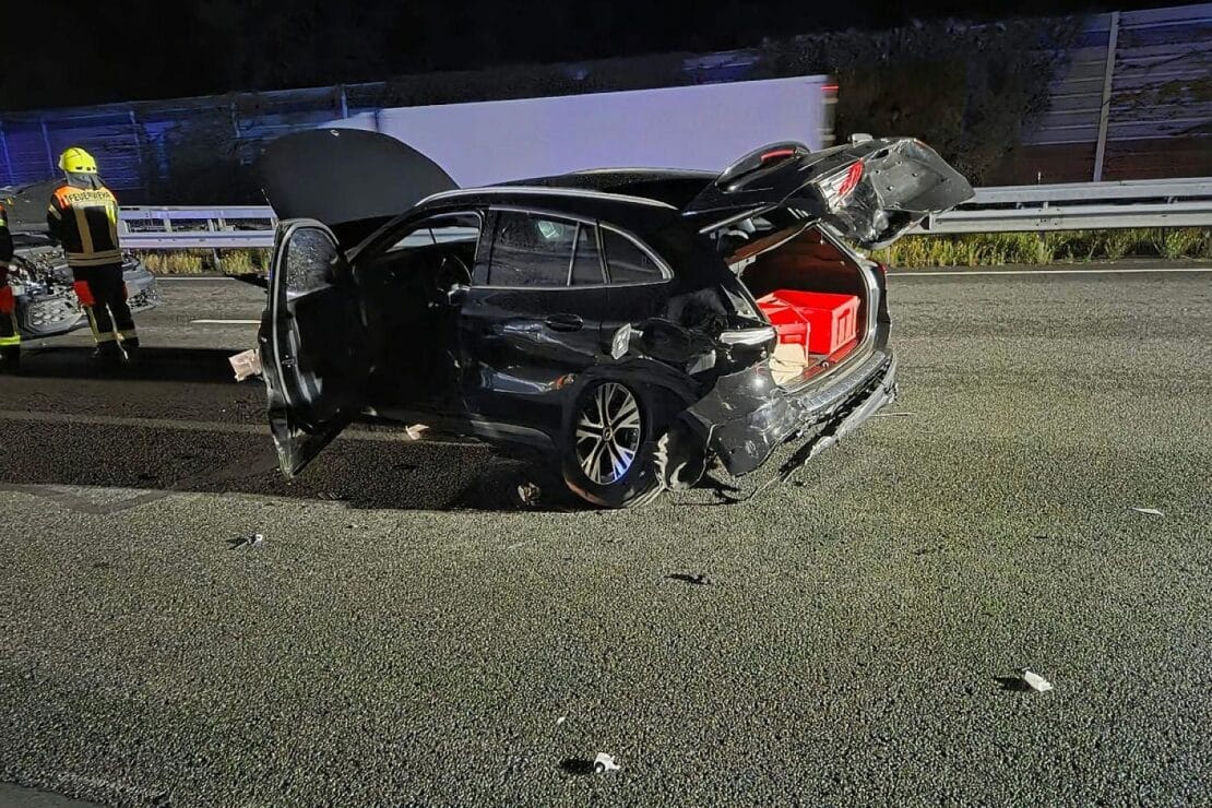 Feuerwehr Sottrum nach Verkehrsunfall auf der A1 im Einsatz