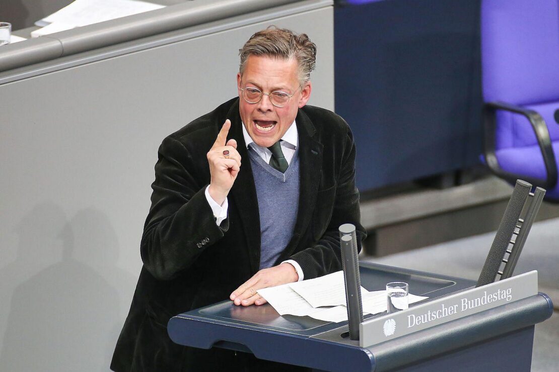 Grünen-Politiker fordert entschlossenes Vorgehen nach Drohnenvorfall