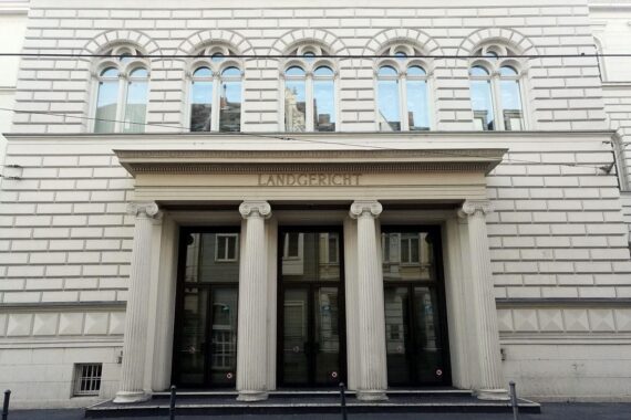 Landgericht Bonn (Archiv): Prozess gegen Cum-Ex-Fall MM Warburg in Köln zugelassen.