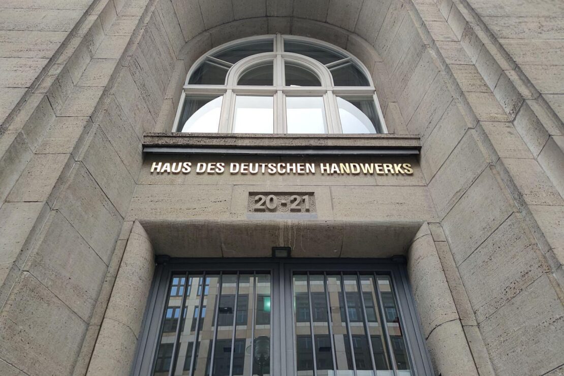 Handwerksverband drängt auf Senkung der Lohnnebenkosten