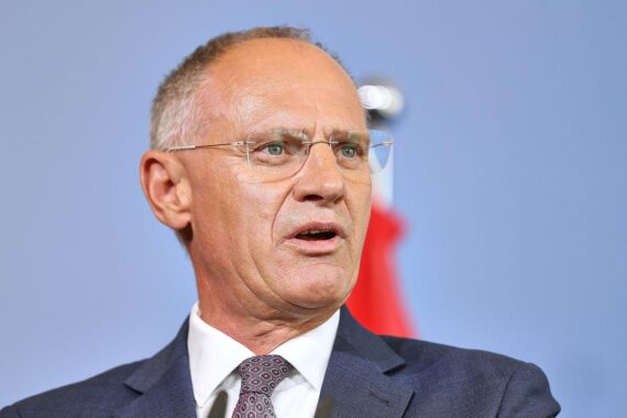 Österreichs Innenminister Gerhard Karner im Archivfoto, Thema: Auslagerung von Asylverfahren außerhalb der EU.