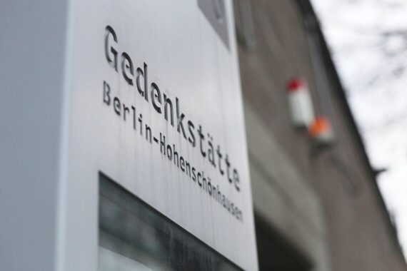 Gedenkstätte Hohenschönhausen, DDR-Geschichte, Besuchspflicht für Schüler, friedliche Revolution, Berliner Mauer-Gedenken.