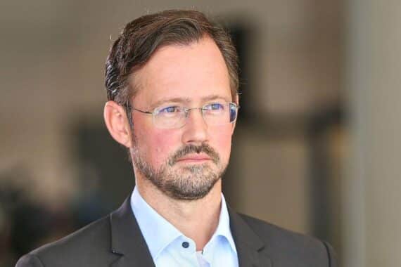 Dirk Wiese (Archiv) in Berlin: Forderung nach Härtefallregelung und Übergangsfrist zur Rente mit 63.