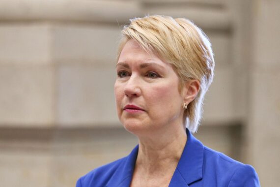 Manuela Schwesig fordert Vorab-Gespräche zur Rentenreform; Debatte um Ostdeutschland und Rente mit 63.