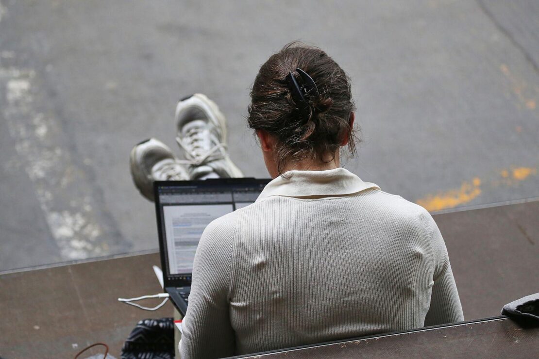 Sicherheitspolitiker warnen vor Risiken offener KI-Modelle