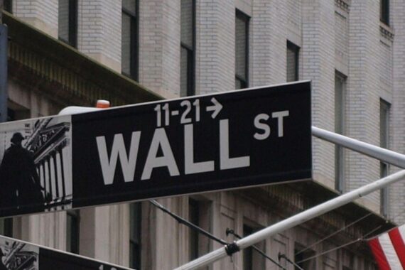 Wall-Street-Börse in New York: steigende Kurse, Donald Trump im Fokus, Gold im Plus.