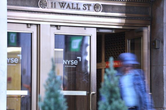 New York Stock Exchange-Archiv: Dow, Nasdaq, Chip-Aktien, Gold-Rally und fallender Ölpreis.