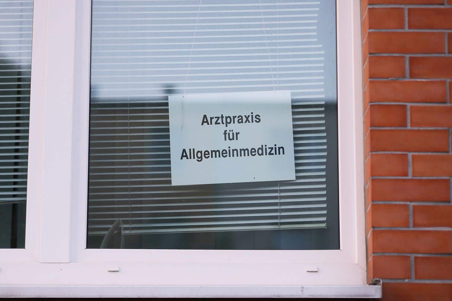 Umfrage: Attestpflicht ab Tag eins könnte Fehlzeiten verlängern