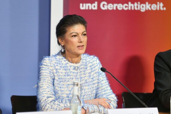 Sahra Wagenknecht (Archivfoto) in Berlin, Gespräch über mögliche Zusammenarbeit mit AfD-Spitzenkandidat Ulrich Siegmund.