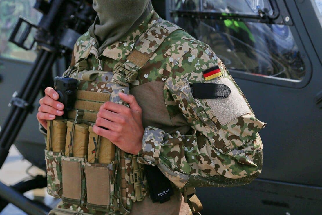 Wehrbeauftragter warnt vor überfüllten Stuben durch neue Ausrüstung