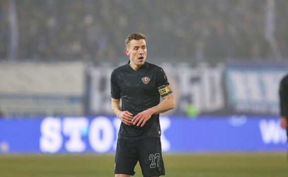 Fußballspiel Dynamo Dresden gegen VfL Bochum, Torjubel mit Spielern, Foto: Niklas Hauptmann (Archiv).