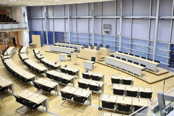Landtag Sachsen-Anhalt: AfD und BSW einigen sich auf Landtagspräsident und Vizepräsident.
