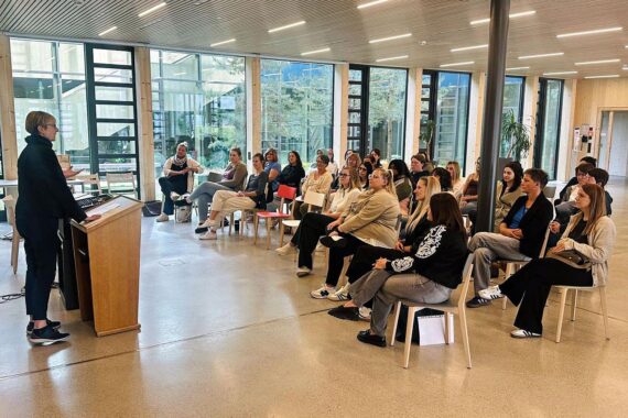 Landrat Alb-Donau-Kreis startet Modellprojekt zur Schulbegleitung: Thomas Vogel und St.-Elisabeth-Stiftung.