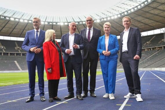 Berliner Olympia-Bewerbung: Gespräch von Niroomand, Wegner und Spranger, Rückzug nach letztem DOSB-Platz.